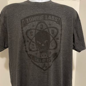Call of Duty CDDZL Zombie Labs Gray T-shirt.  XL
